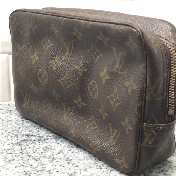 Louis Vuitton Monogram Toilette Pouch - Picture 3 of 8